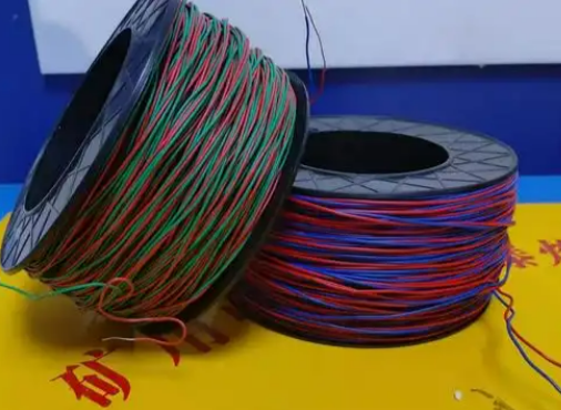 安福放炮线的主要材质有哪些？不同材质的适用场景有何区别？