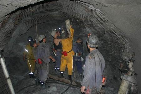 安福工程爆破中的危险因素分析以及应对工程爆破危险的措施